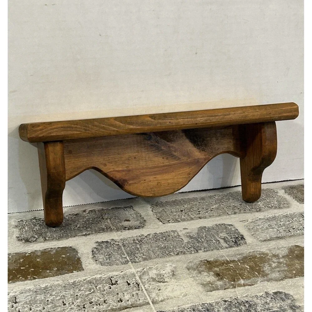 Vintage-style Wooden Wall Shelf Scalloped Apron 11.5”x 3”x4.5” Cottagecore Farm